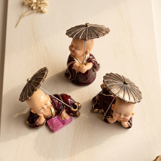 handcrafted monk showpiece set