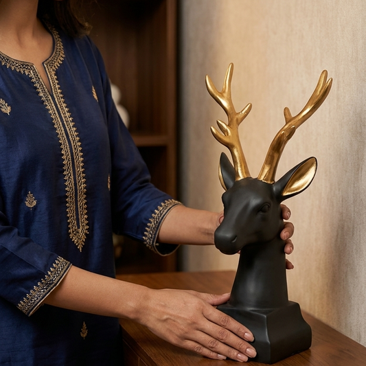 Majestic Deer Head Showpiece