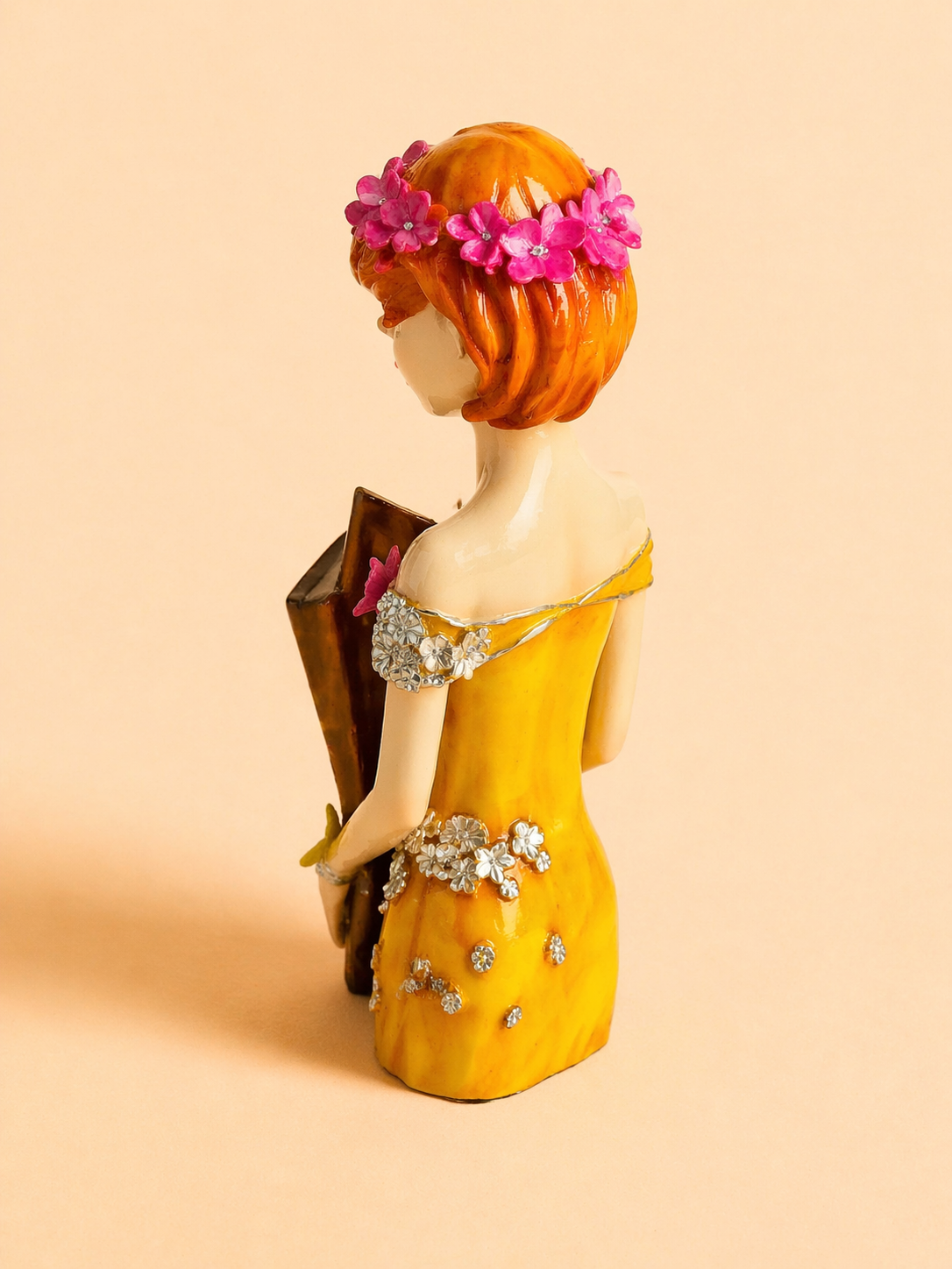 handcrafted lady flower vase 3