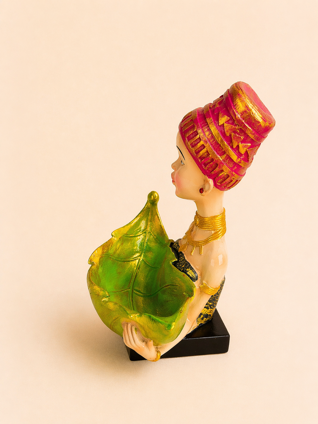 Handcrafted Lady with Leaf Bowl Showpiece 2