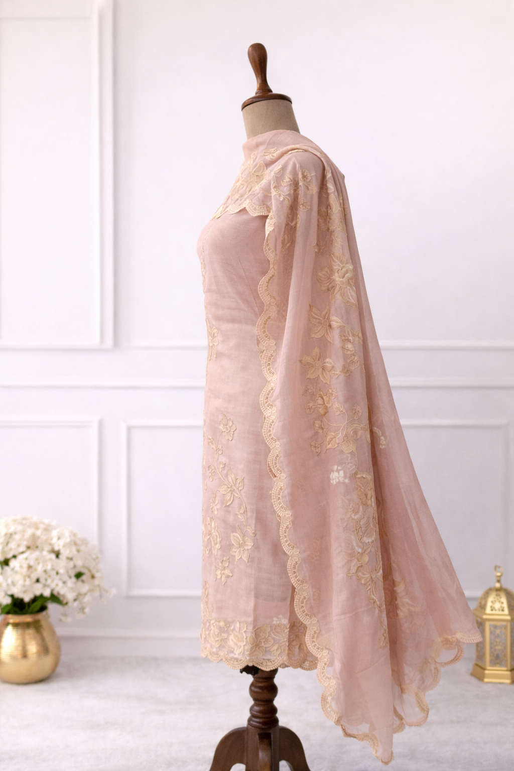 designer peach embroidered suit set with dupatta India