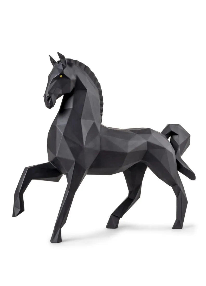 Matte Black Horse Showpiece – Abstract Polygon Animal Sculpture