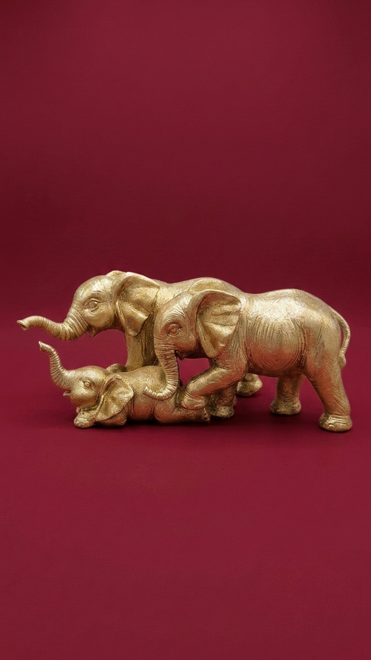 Handcrafted Golden Elephant Family Showpiece with Baby – Premium Resin Vastu Decor